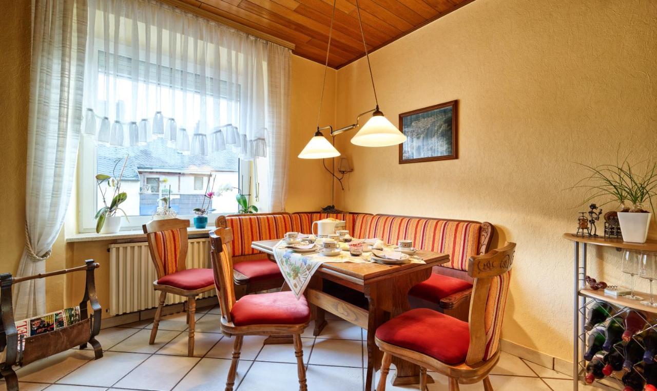 Apartamento Weingut Christoffel Kövenig Exterior foto
