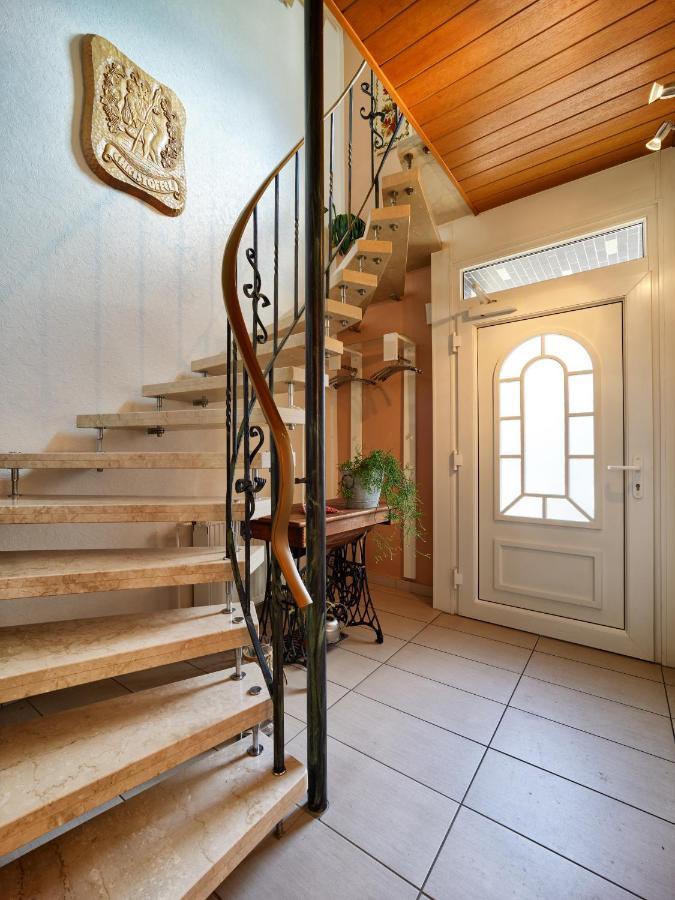 Apartamento Weingut Christoffel Kövenig Exterior foto