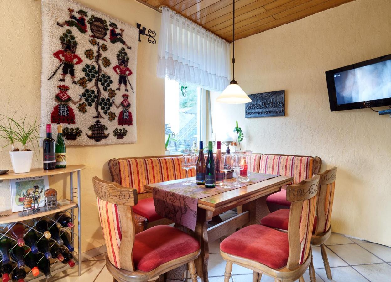 Apartamento Weingut Christoffel Kövenig Exterior foto